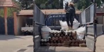 سوريا.. ضبط شاحنة محملة بالصواريخ متجهة إلى لبنان