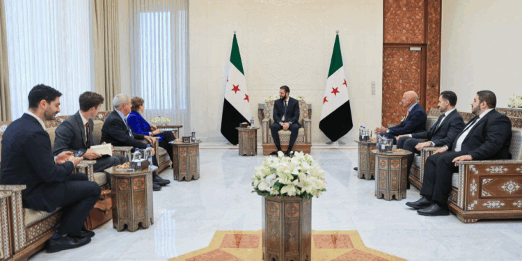 بعد سنوات من القطيعة انفتـــــــاح أمريكي “رفيع” على دمشق