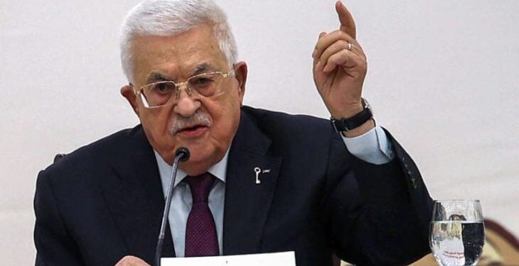محمود عباس يدعو الفصائل إلى تسليم أسلحتها,,, “لا نريد دولة مسلحة”