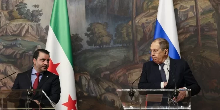 موسكو ودمشق تتفقـــــان على مراجعة “اتفاقات سابقة في عهد الأسد”