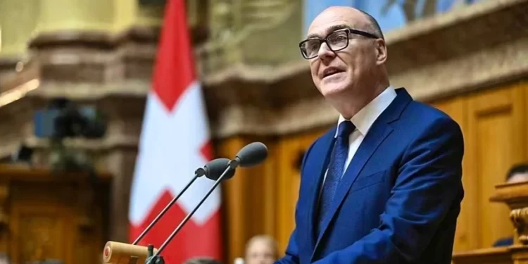 سويسرا تدرس شراء أسلحة أمريكية,,, تفـــادياً لرسوم ترامب