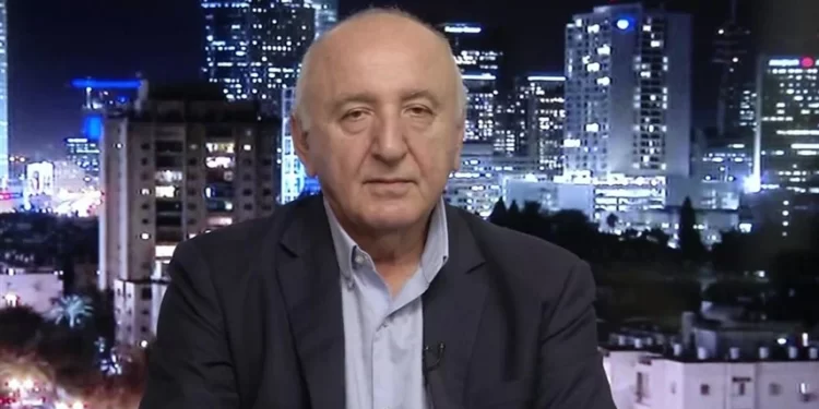 ضابط استخبارات إسرائيلي سابق يحـــذر من “جولة ثانية” بين إيران وإسرائيل