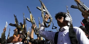 الحوثيون يعتقلون موظفاً أممياً في صنعاء