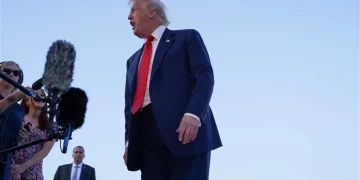 ترامب يضغط على (الهند والصين) لوقــف شراء النفط الروسي