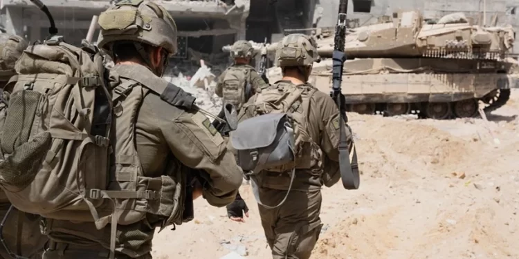 إسرائيل تبحث تفويضاً لاجتيـــــاح غزة بالكامل