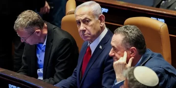 نتانياهو يلوح بورقة “الهولوكوست”,,, بعد قرار ألمانيا وقف الأسلحة لإسرائيل