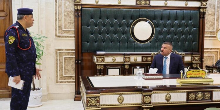 وزير الداخلية يشيد بتاريخ الشرطة الاتحادية ويؤكد الاهتمام بمنتسبيها الأبطال