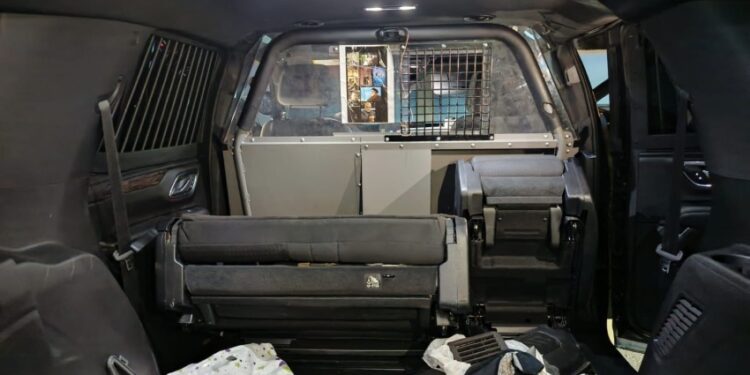 بغداد.. القبض على متهمين اثنين بحوزتهما أسلحة وهويات مزورة “أسرار داخل “تاهو”