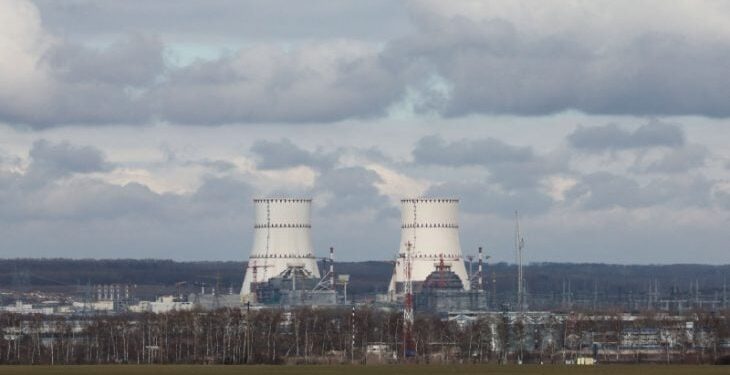 هجوم بطائرة مسيرة أوكرانية يتسبب في حريق بمحطة كورسك النووية الروسية