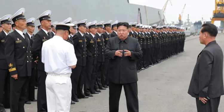 كيم يدعو لتعزيز قدرات بلاده النووية سريعا,,, ردا على مناورات (جنوبية-أمريكية)