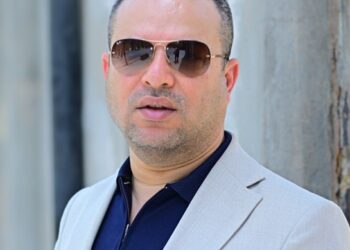 الحداثة في عقدة نابليون