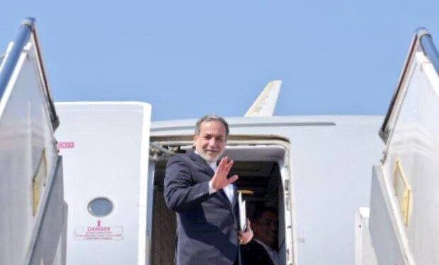 عراقجي يتوجه إلى السعودية للمشاركة في اجتماع طارئ