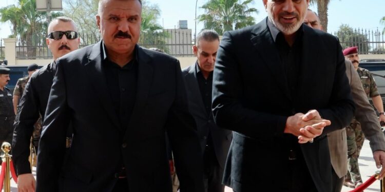 وزير الداخلية يصل بابل للاطلاع على انسيابية حركة زائري الأربعين