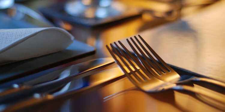 المطاعم تغزو حياتنا,,, ظاهرة عالمية وتجربة ثقافية