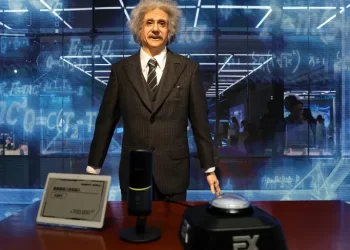 آينشتاين للبيـــــع