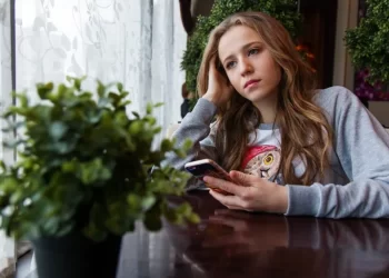 الضجر,, شعرة تفصل بين الإبداع والكآبة