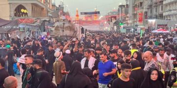 استمرار توافد الزوار الى مدينة كربلاء المقدسة لاحياء زيارة الاربعين