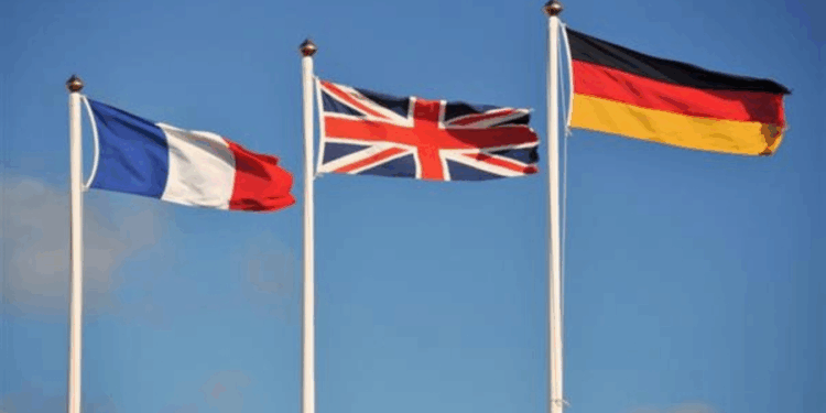 بريطانيا وفرنسا وألمانيا تبلــــغ الأمم المتحدة استعدادها لإعادة فرض عقوبات على إيران