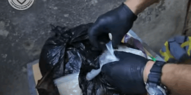 الأمن الوطني يعلن عن ضبط 11 كغم الكريستال وتفكيك شبكات مخدرات بطرق إخفاء مبتكرة