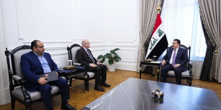 السوداني يستقبل وزير العمل اللبناني