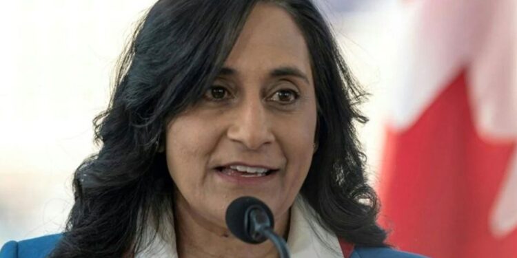 كندا تؤكد رفضها تصدير أي معدات عسكرية لإسرائيل تُستخدم في الحرب على غزة