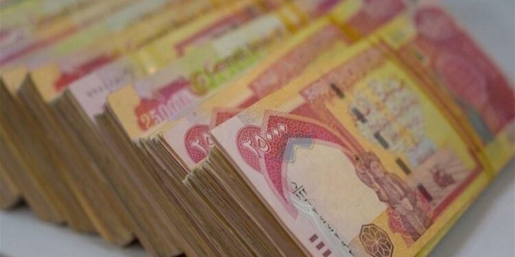 المالية تعلن إطلاق تمويل رواتب المتقاعدين وتوضح أن التأخير سببه العطلة الرسمية