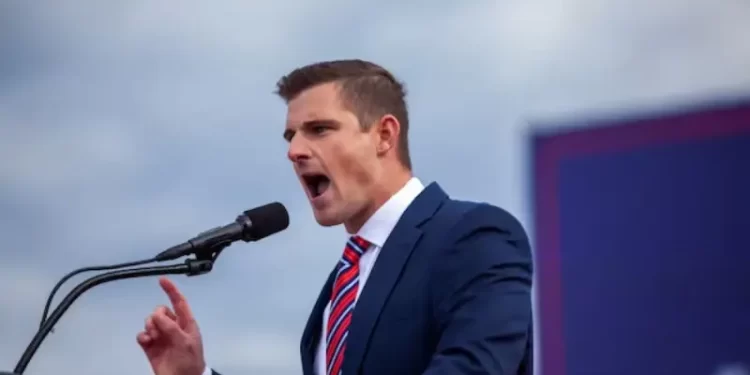 مستشار ترامب للعملات الرقمية “يترك منصبه” ويتجه للقطاع الخاص