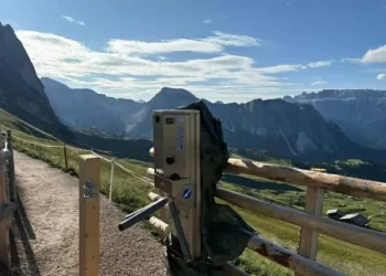 ايطاليا.. رسوم على دخول المناطق الجبلية لمواجهة “سياحة الصور”
