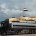 القاهرة الإخبارية: شاحنتان محملتان بالوقود تستعدان للدخول إلى غزة