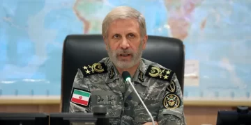قائد الجيش الإيراني: التهديدات الإسرائيلية لا تزال قائمة وسنرد في الوقت المناسب