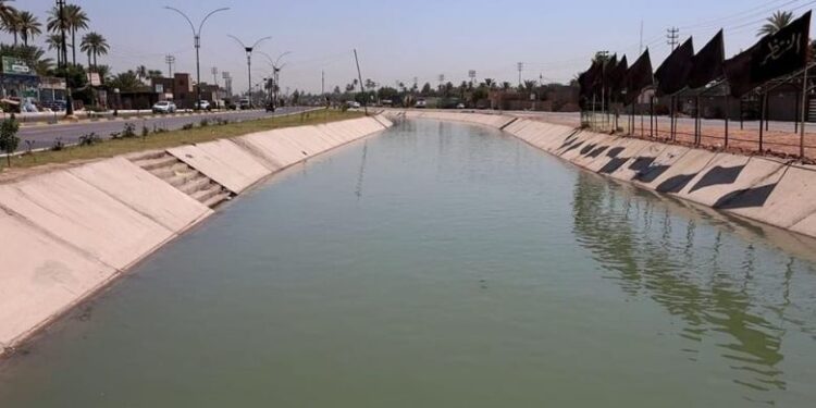 الموارد المائية: زيادة الإطلاقات إلى كربلاء لضمان تجهيز محطات الإسالة خلال “زيارة الأربعينية”