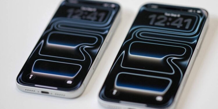 شركة أبل تطرح “آيفون إير” الجديد بسعر قديم رغم الرسوم الجمركية