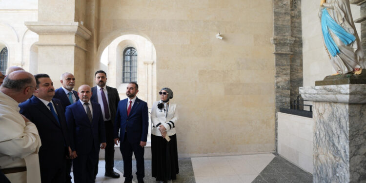 افتتاح كنيستي “الساعة والطاهرة” بعد إعمارهما