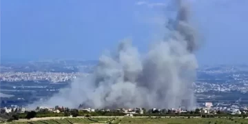 طائرات حربية إسرائيلية تقصف منزلا بميس الجبل جنوب لبنان