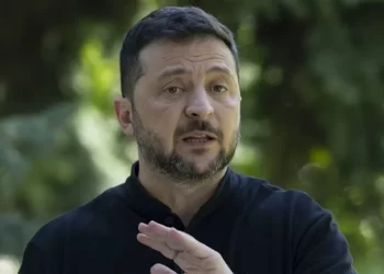 زيلينسكي يلتقي قادة أوروبا الخميس