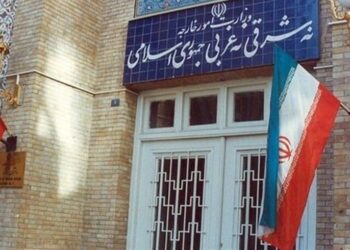 إيران تستدعي سفراءها في لندن وباريس وبرلين