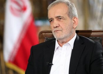 بزشکيان.. واشنطن تريد منا كل اليورانيوم المخصب