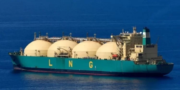 وصول ناقلة غاز طبيعي روسية ثانية إلى الصين