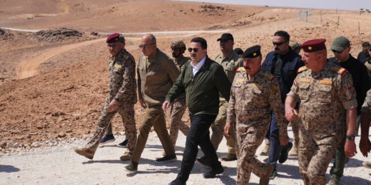 السوداني يجري زيارة ميدانية إلى وادي حوران وصحراء الأنبار
