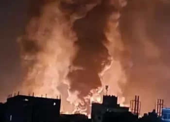 إسرائيل تهاجم اليمن وتستهدف معسكرات للحوثيين
