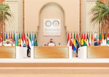 إيران توجه طلبا عاجلا إلى القمة العربية الإسلامية بالدوحة