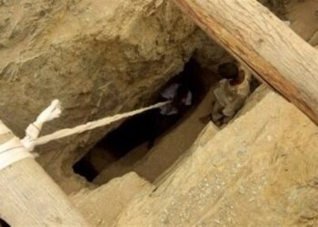 السودان.. مصرع وإصابة 15 شخصا في انهيار بئر تعدين