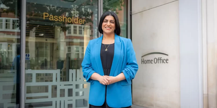 أول مسلمة تتولى حقيبة الداخلية البريطانية