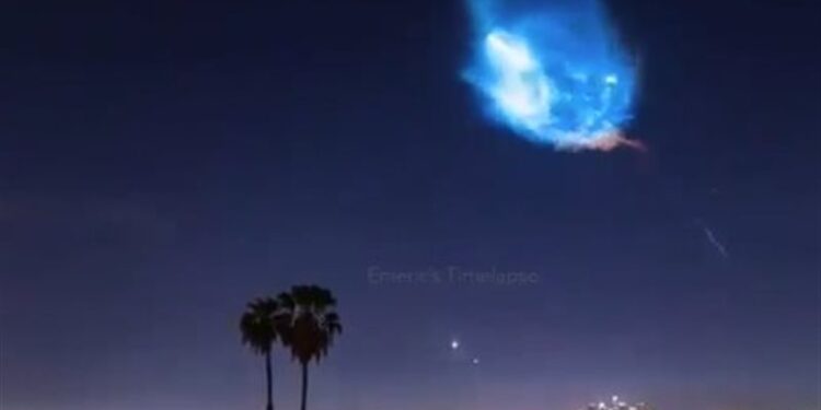 انفجار جسم غامض في السماء يثير الرعب في السعودية