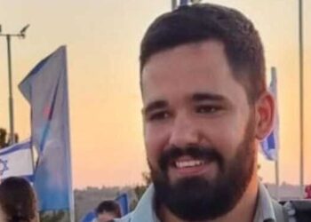 مقتل ضابط إسرائيلي في شمال غزة