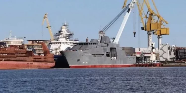 سفينة روسية تثير قلق أوروبا