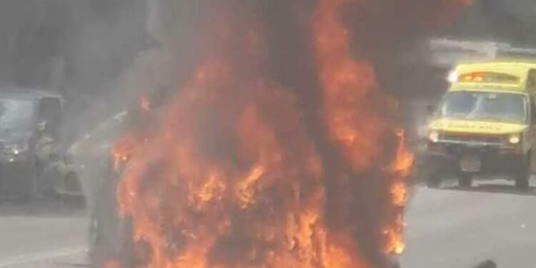 إصابات جراء انفجار سيارة في تل أبيب