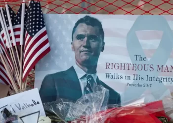 “انحدار أمريكا الخطير نحو الكراهية المتبادلة”