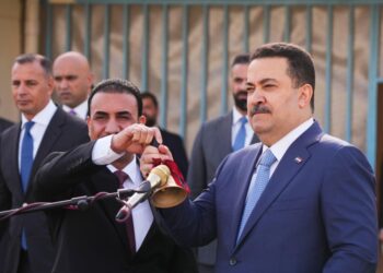 السوداني يدق جرس بدء العام الدراسي الجديد