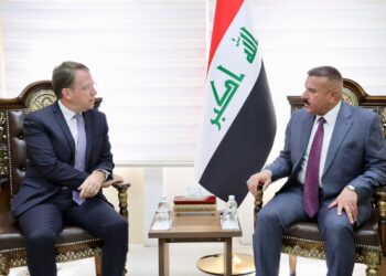 وزير الداخلية يلتقي سفيري فرنسا وأستراليا